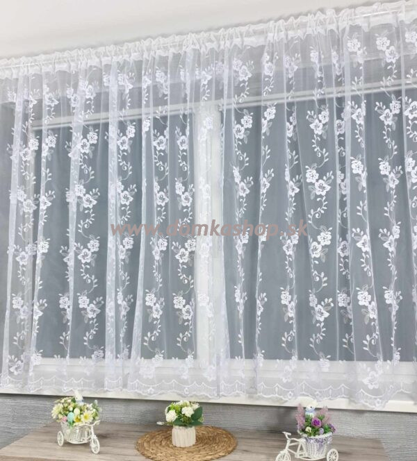 Krátka vyšívaná záclona IVANA – 400 x 150 cm – VZOR 442